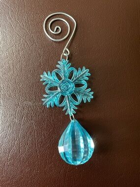 Blue Plastic Snowflake Hanging Ornament with Teardrop Crystal